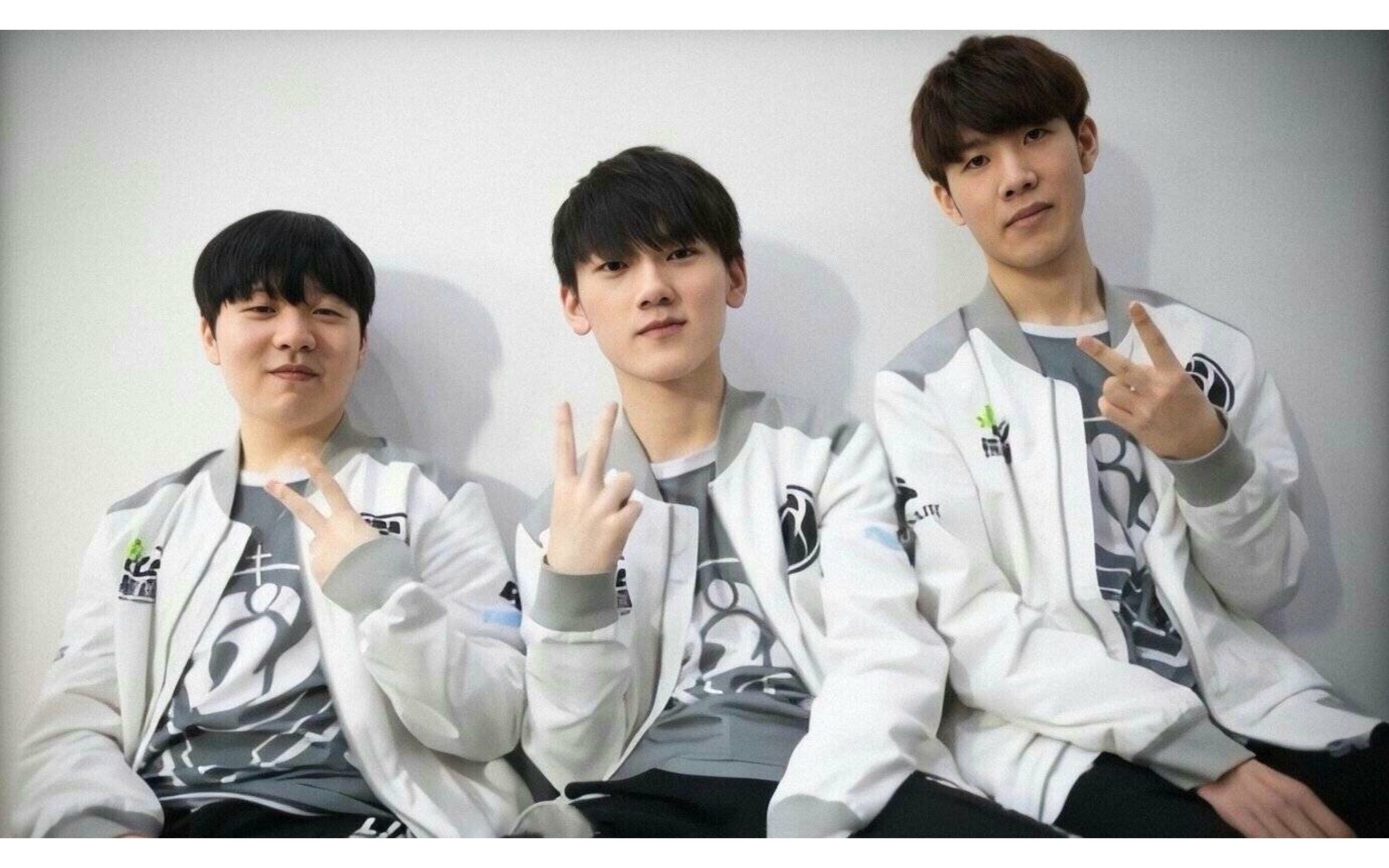 这位年轻中 这位年轻中